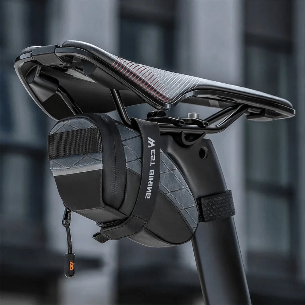 Cyclonix UK - Lightweight & Secure Saddle Bag – SaddleSwift™